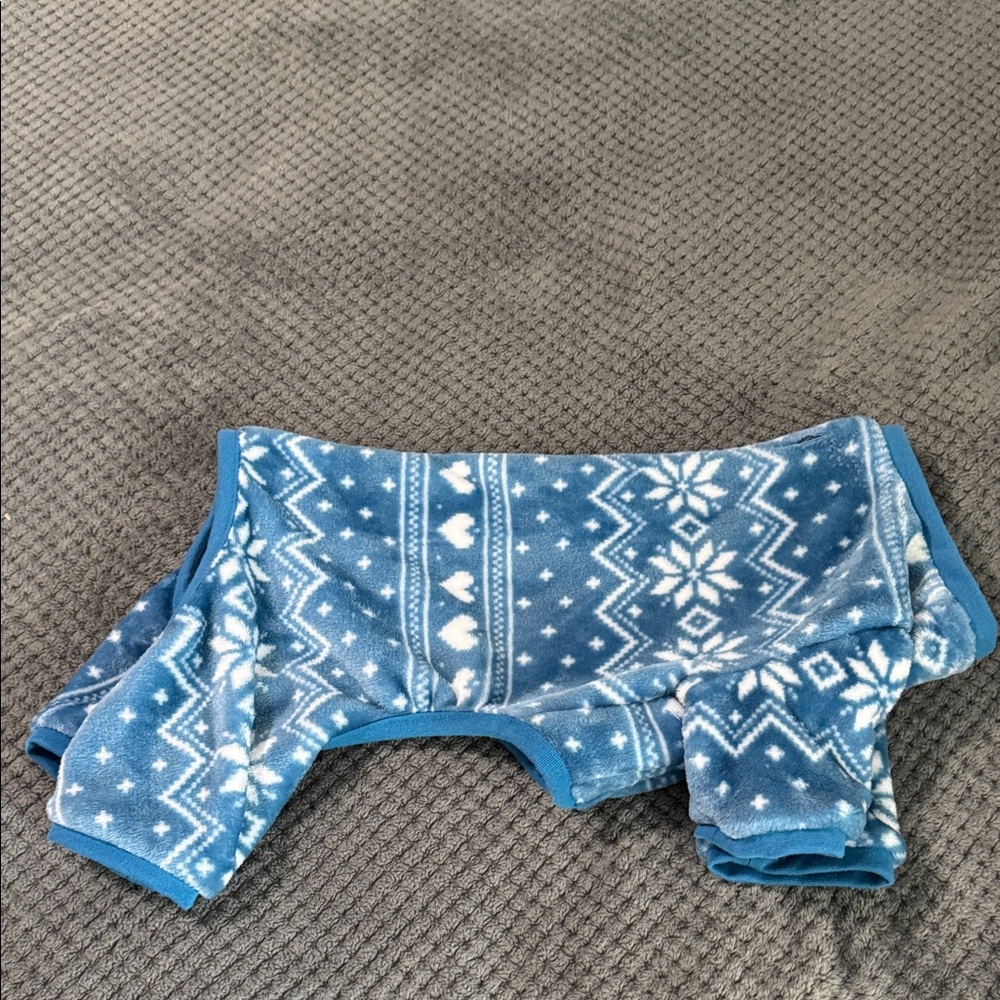 Cozy Blue Snowflake For Pets - Picture 8 of 8